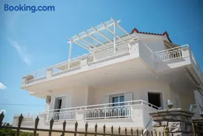 Villa Maria - Image 3