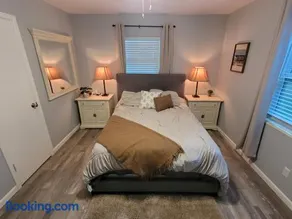 Cozy Cottage - Sleeps 8 - Close to Silver Springs & WEC - Image 3