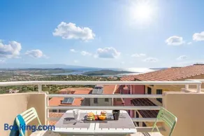Elicriso - Happy Rentals - Image 1