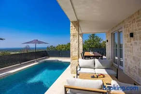 Villa Bella Vista with Pool and Seaview - Image 2