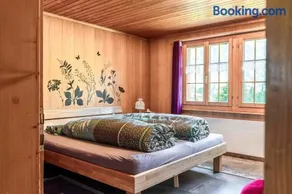 Hot Tub Chalet with BBQ netx to Gondola Nature and near Spiez - Image 2