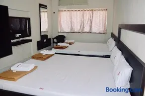 Hotel Mangalam - Image 2