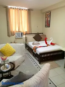 Affordable 8th Floor Studio Unit with Hot Shower, Wi-Fi and Netflix in Saekyung Marigondon Phase 2 - Image 5