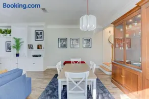 Hip and Spacious Midtown Cottage near Beale Street - Image 5