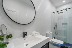 The President Mansion Luxurious 7BR Family Retreat - Image 2
