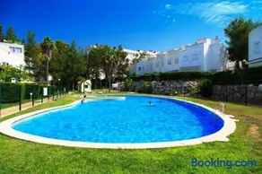 DOMuum Holidays - LAS CUMBRES Family Home - Image 2