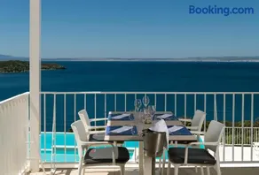 Zlatni Zalaz,Apartments,Supetarska Draga - Image 4