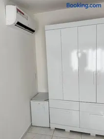 Quarto em condominio Ponta da Fruta - Image 4