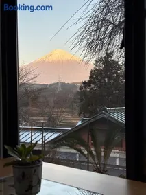 Torinami Fuji View House - Image 4