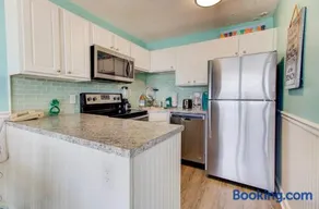 0609 Oceanfront Escape - Image 4