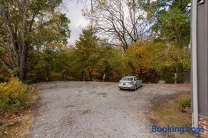 First Floor Getaway in Meadville - Image 3
