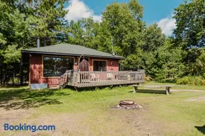 2-Bedroom Cottage #4 - Sand Bay - Image 1
