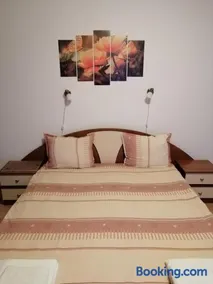 Studio in Flora Aparthotel - Image 1