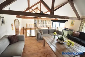 The Barn, Whitebridge Farm Holiday cottages - Image 4
