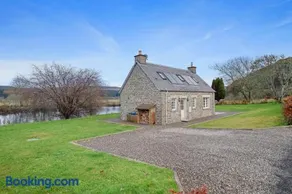 Kingfisher Cottage, Port o Tay - Image 3