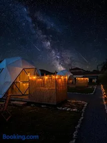 ESCAPADE INSOLITE - Dômes, Tipis, Aire de Camping-cars & Vans - Image 1
