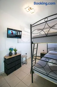 Gennadi Escape House - Image 4