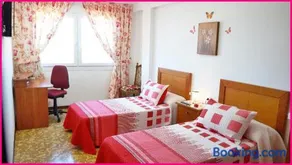 Apartamento Paseo del Puerto 2 - Image 2