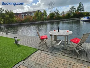 Lemmer House - Luxe familiehuis aan het water - Image 1