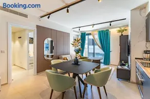 Mercury Suites Apartment with Pool Access in St Julians - Image 2