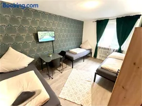 RentApart`s Nürnberg 4Room Apartment - Image 2