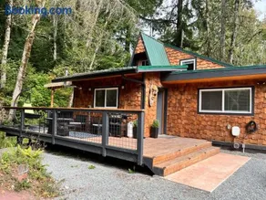 Private Hot Tub & Sauna, EV charger, pets welcome - Image 1