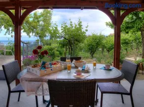 Guesthouse Agia Triada - Image 1