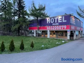 Hotel Mark - Image 1