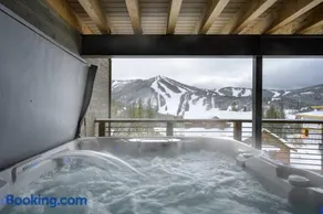 Mountain Home w/ Hot Tub, Near WP Resort! - Image 3