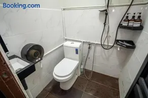 KL Homestay 20 Pax - Karaoke, VR & Racing Games - Birthday Party - 8km to KLCC - Image 4