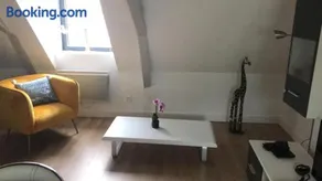 Logement avec deux appartements sur deux étages - Image 3