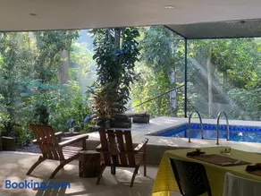 Balai Benedicere Bed & Breakfast - Image 1