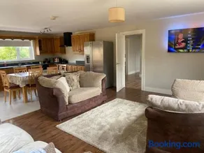 Boa Island Retreat - Image 4