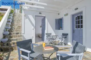 Provenzo Luxury Apartments and Suites - Image 2