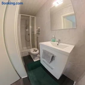2-Zimmer Wohnung - 600 Meter zur S-Bahn - 18 Min zum München Hbf - Parkplatz & WLAN - Image 3