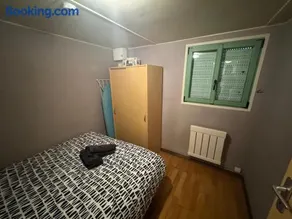 Tiny House - Image 2