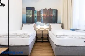 Renatus Apartments - Image 3