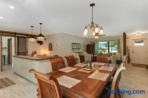 40-Ft Private Pool - Pet-Friendly 15 Min to Beach - Image 5
