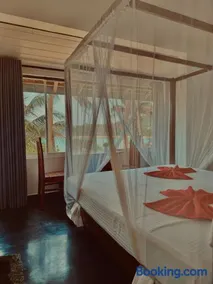 Surf Home Stay Hiriketiya - Image 1