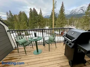 Summit View Penthouse in Downtown Canmore at Brookside Lane - Image 2