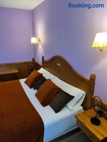 Petit Hotel - Image 1