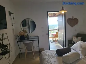ronit's place - Image 1