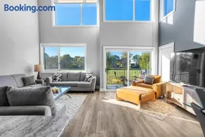 Michigan Condo Unit 204 - Image 3