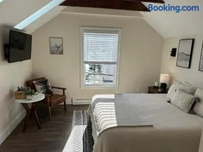 The Innwoods - Studio Apartment 2 - Image 1