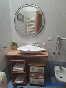 CASA BEA Elegante mansarda vicina a Fiera - Image 4