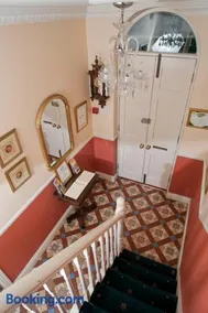 Griffin Lodge Guesthouse - Image 5
