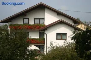 Haus Stuttgart - Image 1