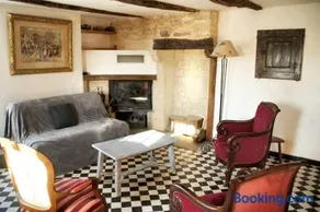 Maison chaleureuse à Lalbenque avec jardin clôturé - Image 3