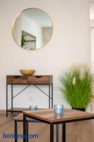 Fully equipped apartment with parking 6 beds - Image 1