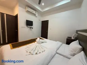 Galaxy Inn - Image 3